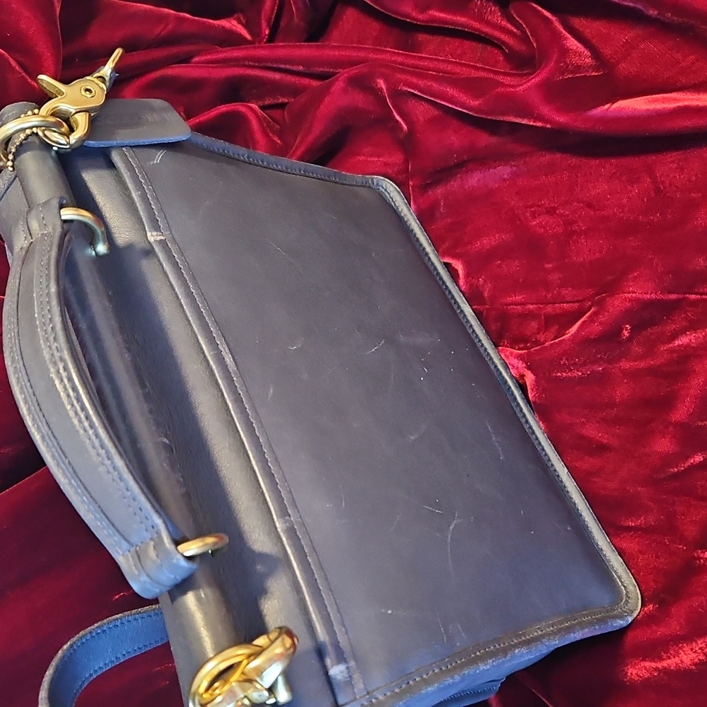 Vintage Coach Blue Leather Handbag - Picture 7 of 16